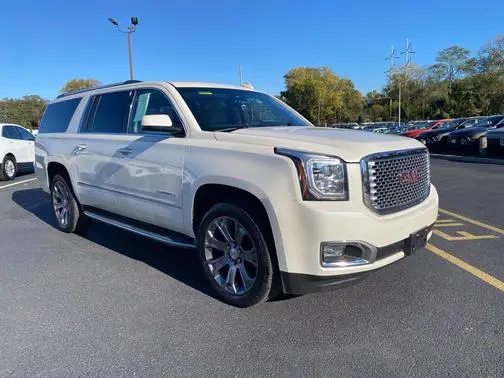 2015 GMC Yukon XL Denali 4WD photo