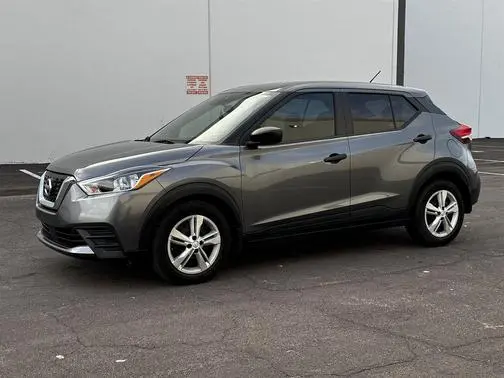 2020 Nissan Kicks S FWD photo