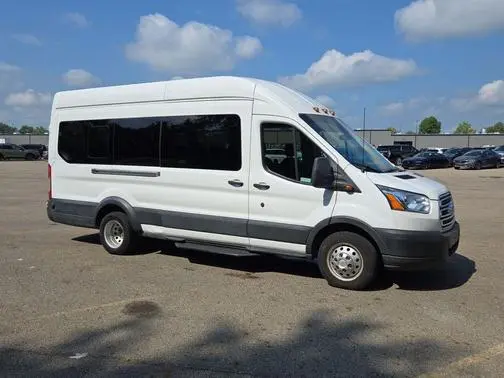 2019 Ford Transit Passenger Wagon XLT RWD photo
