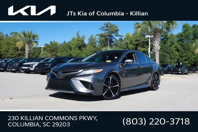 2020 Toyota Camry XSE FWD photo