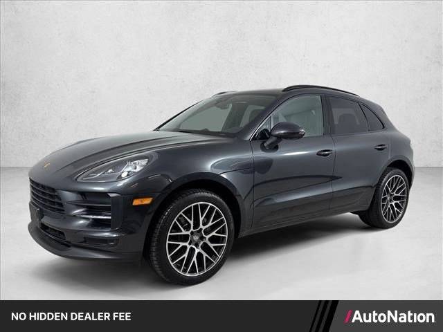 2020 Porsche Macan AWD photo