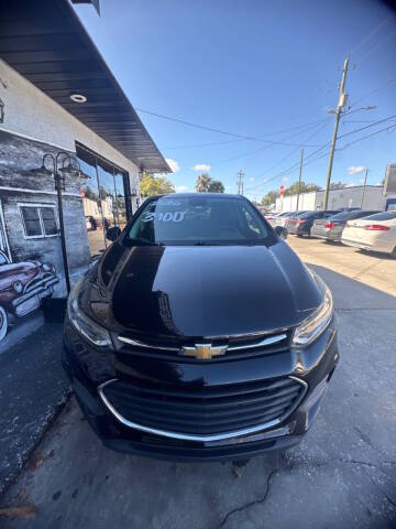 2020 Chevrolet Trax LS FWD photo