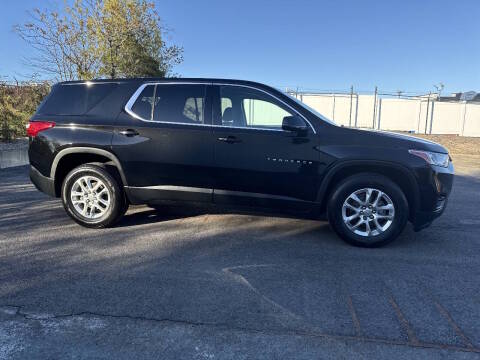 2020 Chevrolet Traverse LS AWD photo