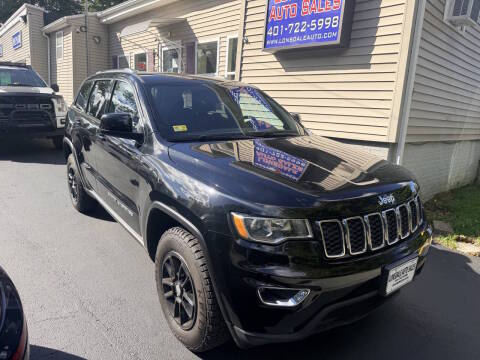 2020 Jeep Grand Cherokee Laredo E 4WD photo