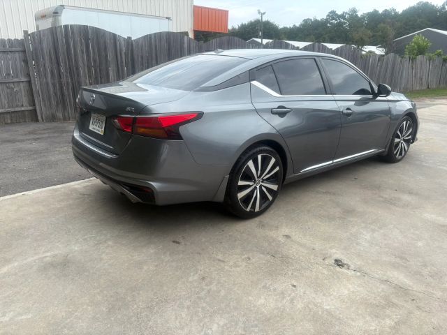 2020 Nissan Altima 2.5 SR FWD photo