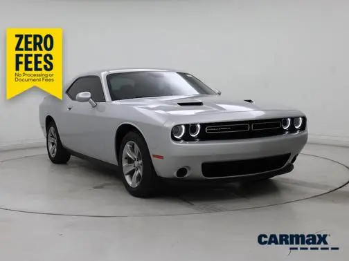 2019 Dodge Challenger SXT RWD photo