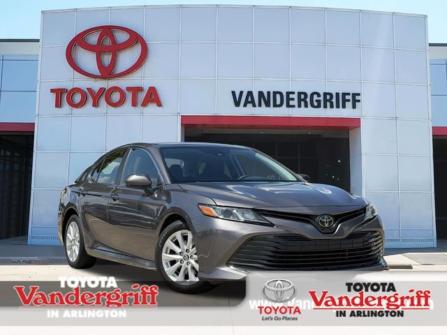 2019 Toyota Camry LE FWD photo