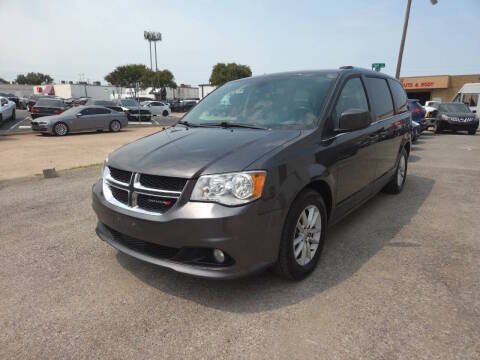 2019 Dodge Grand Caravan SXT FWD photo