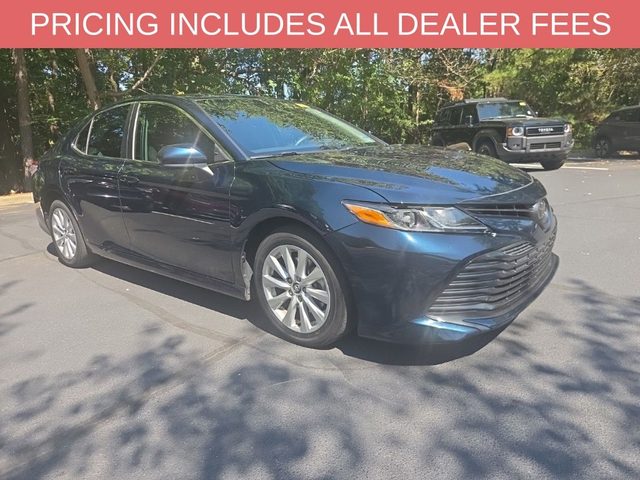 2020 Toyota Camry LE FWD photo