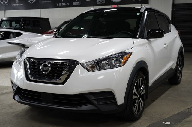 2020 Nissan Kicks SV FWD photo