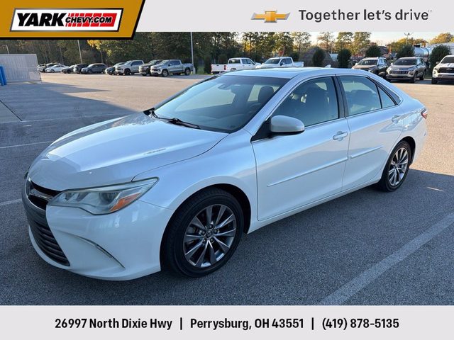 2015 Toyota Camry XSE FWD photo