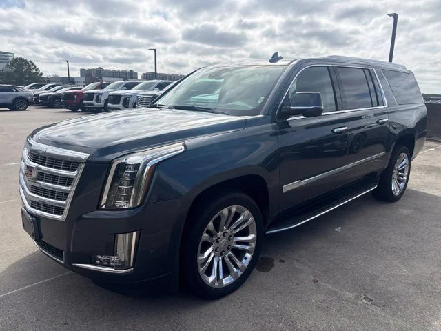 2020 Cadillac Escalade ESV Luxury 4WD photo