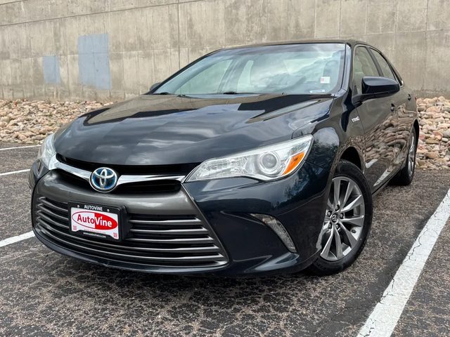 2015 Toyota Camry FWD photo