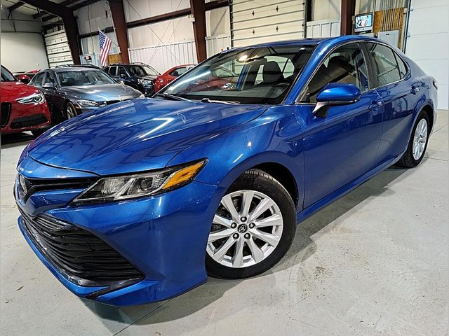 2020 Toyota Camry LE FWD photo
