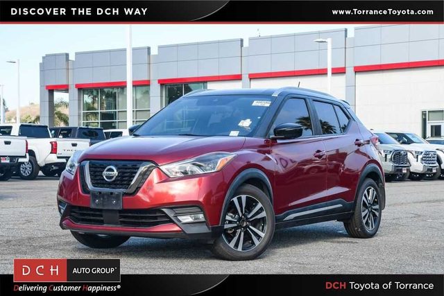 2020 Nissan Kicks SR FWD photo