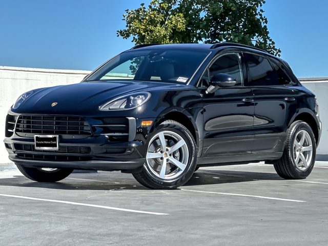 2020 Porsche Macan AWD photo