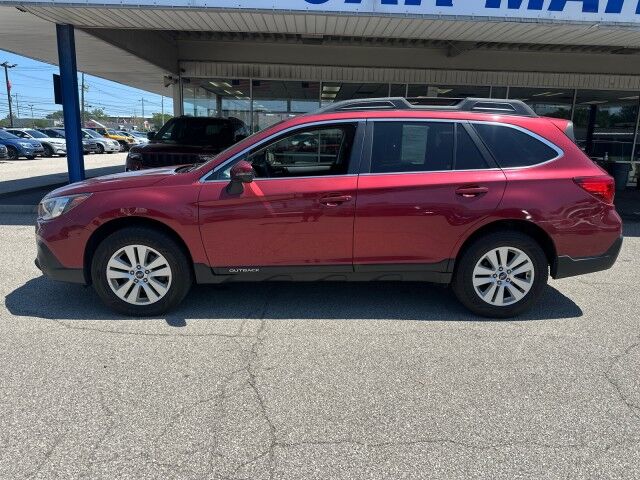 2019 Subaru Outback Premium AWD photo