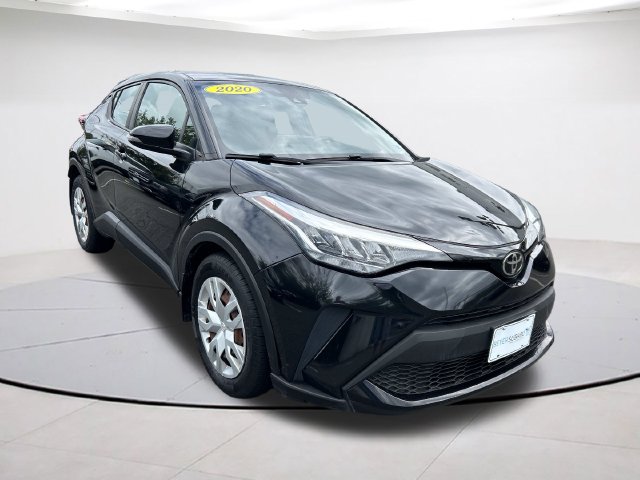2020 Toyota C-HR LE FWD photo