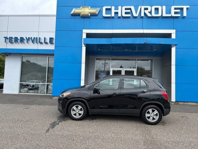 2020 Chevrolet Trax LS FWD photo