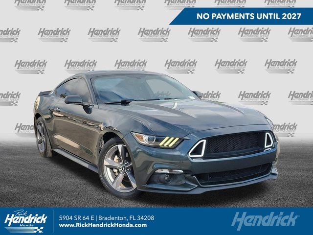 2015 Ford Mustang V6 RWD photo