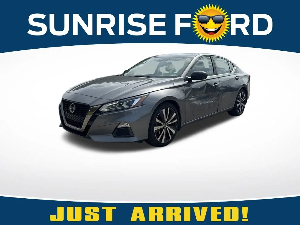 2020 Nissan Altima 2.5 SR FWD photo