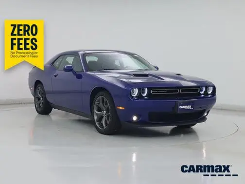 2019 Dodge Challenger SXT RWD photo