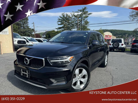 2020 Volvo XC40 Momentum AWD photo