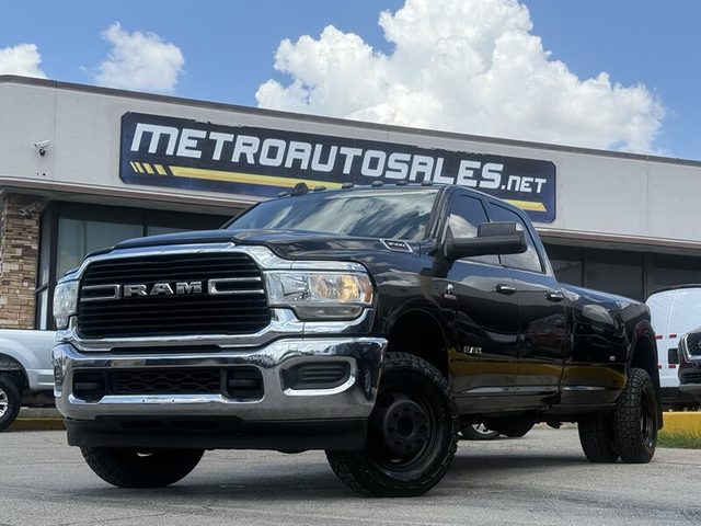 2019 Ram 3500 Big Horn 4WD photo