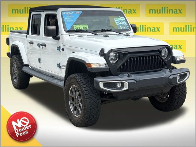 2020 Jeep Gladiator Overland 4WD photo