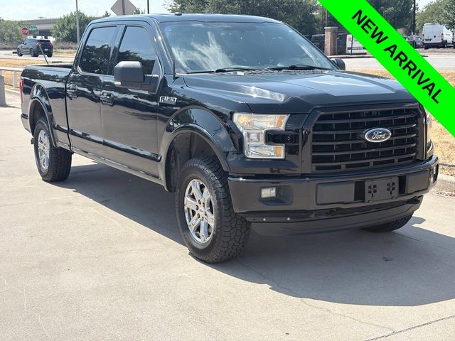 2017 Ford F-150 XLT 4WD photo