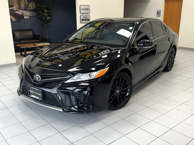 2020 Toyota Camry XSE FWD photo