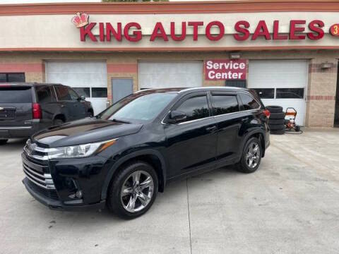 2017 Toyota Highlander Limited Platinum AWD photo