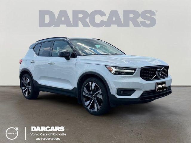 2020 Volvo XC40 R-Design AWD photo