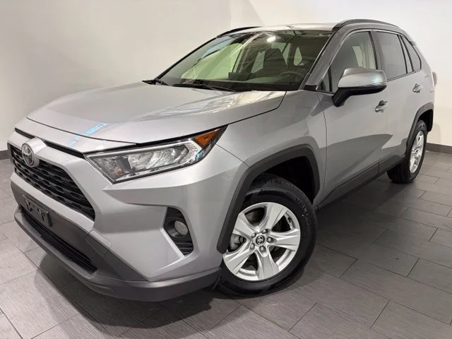 2020 Toyota RAV4 XLE AWD photo