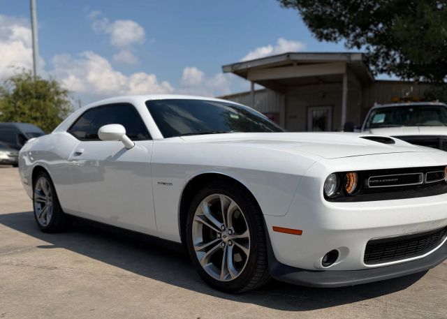 2020 Dodge Challenger R/T RWD photo