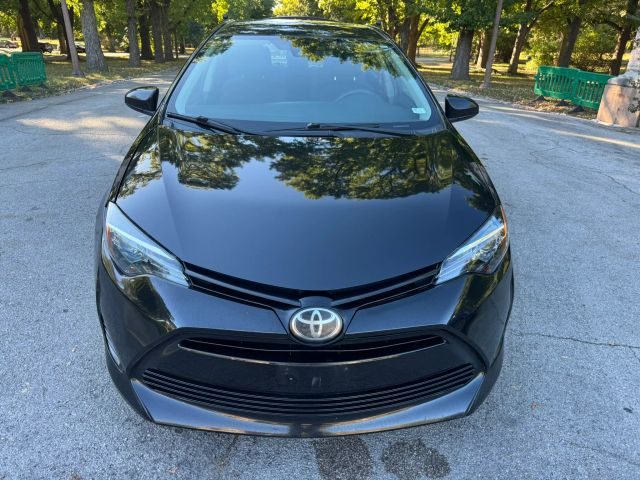 2019 Toyota Corolla LE FWD photo