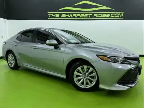 2019 Toyota Camry LE FWD photo