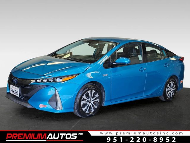 2020 Toyota Prius Prime XLE FWD photo