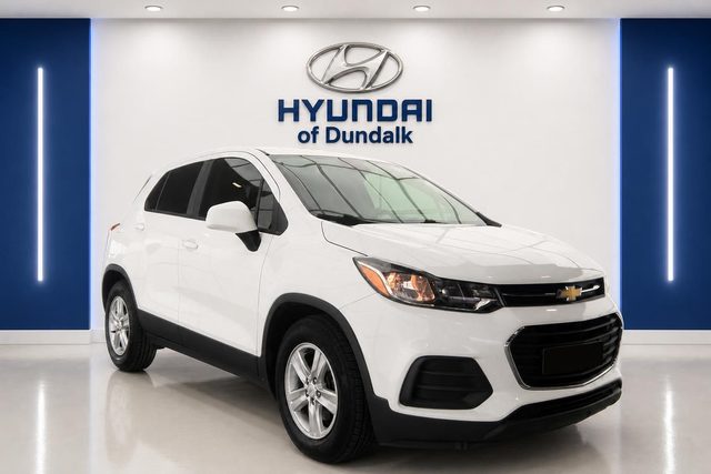 2020 Chevrolet Trax LS FWD photo