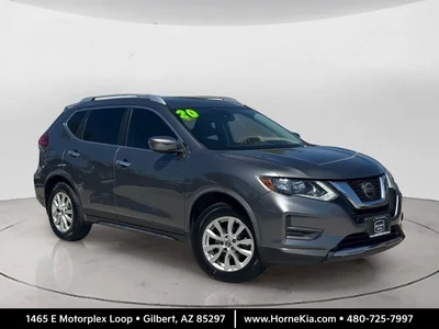 2020 Nissan Rogue SV FWD photo