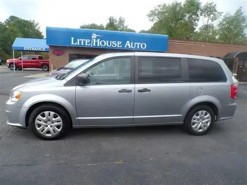 2019 Dodge Grand Caravan SE FWD photo