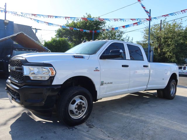 2020 Ram 3500 Tradesman 4WD photo