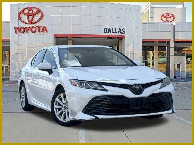 2019 Toyota Camry LE FWD photo