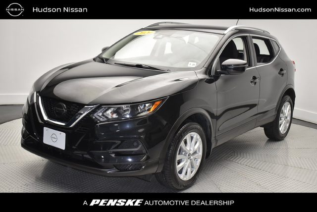 2020 Nissan Rogue Sport SV AWD photo