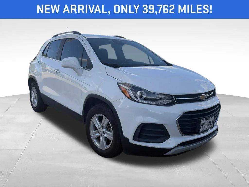 2020 Chevrolet Trax LT FWD photo