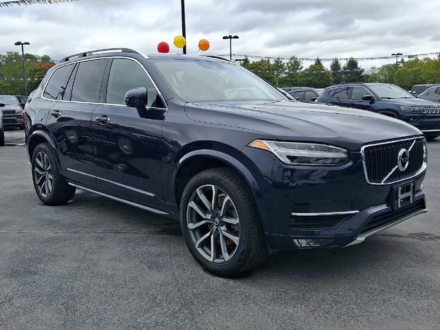 2019 Volvo XC90 Momentum AWD photo