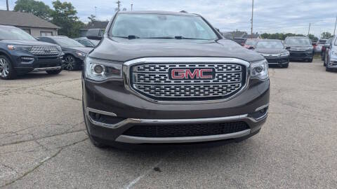 2019 GMC Acadia Denali FWD photo