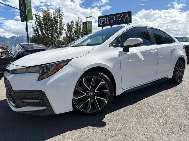2020 Toyota Corolla SE FWD photo