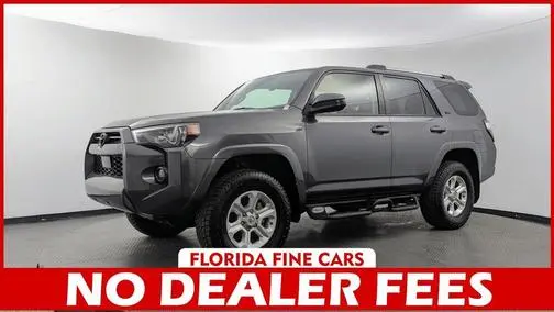2020 Toyota 4Runner SR5 RWD photo
