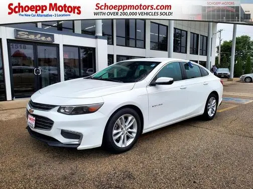 2017 Chevrolet Malibu LT FWD photo